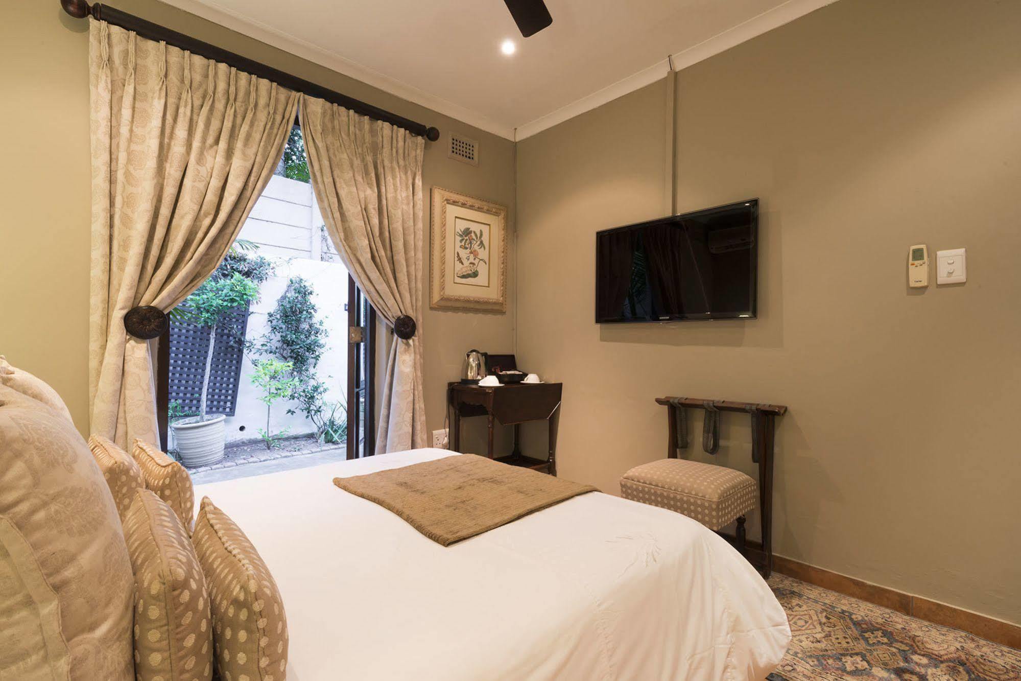 Five Burnham Guest House Durban Exterior foto